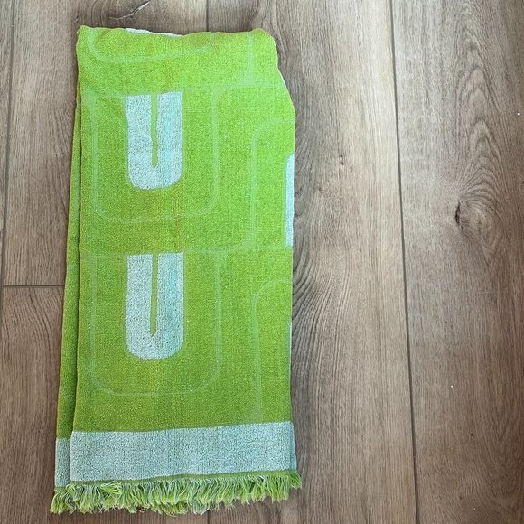 Pierre Cardin Bath Vintage Piere Cardin Fieldcrest Bath Towel Blue